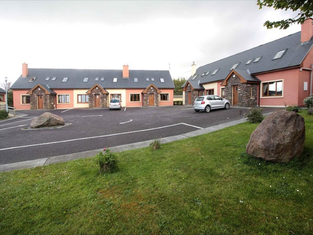 Tralee Bay Holiday Village Castlegregory Buitenkant foto